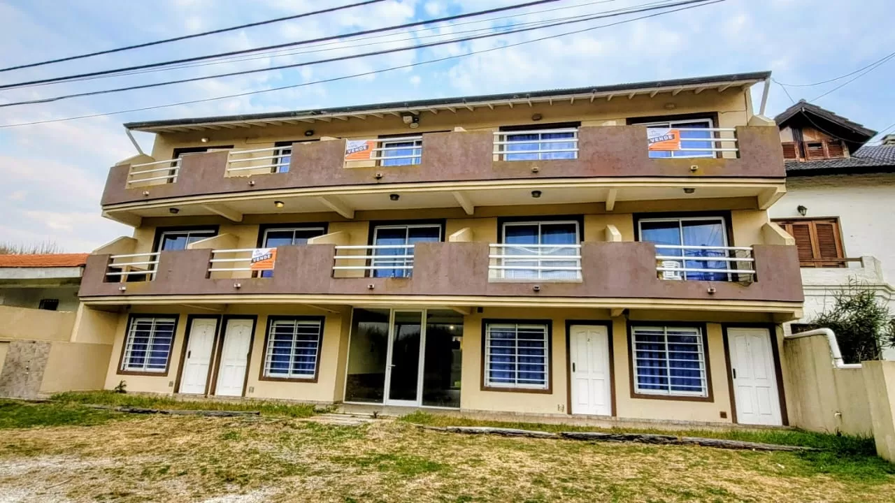 Departamento en Lucila del Mar - 2 Amb. Planta Baja Frente Al Mar En La Lucila Del Mar D4 (ID 67)