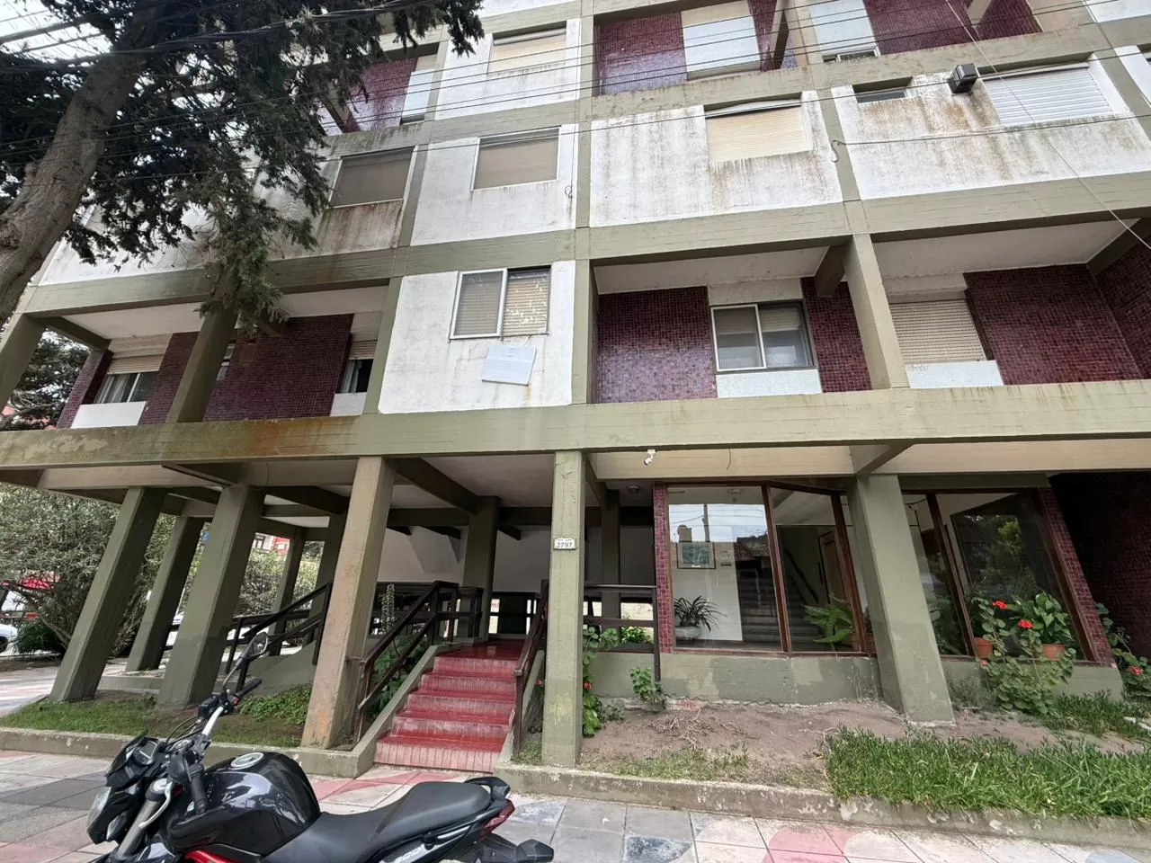 Terreno en San Bernardo - Alquiler Depto. dos ambientes céntrico en San Bernardo (ID 86)